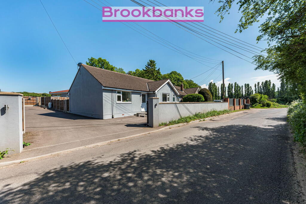 6 bedroom semi-detached house