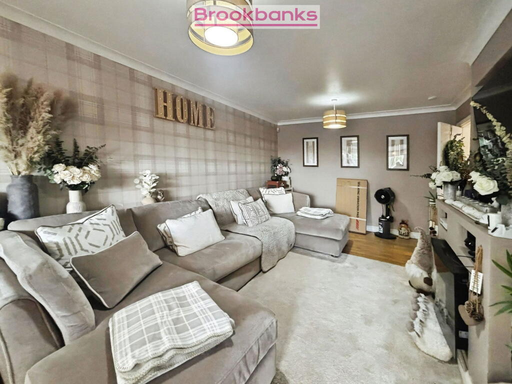 Main image of property: Hever Avenue, West Kingsdown, Sevenoaks, TN15