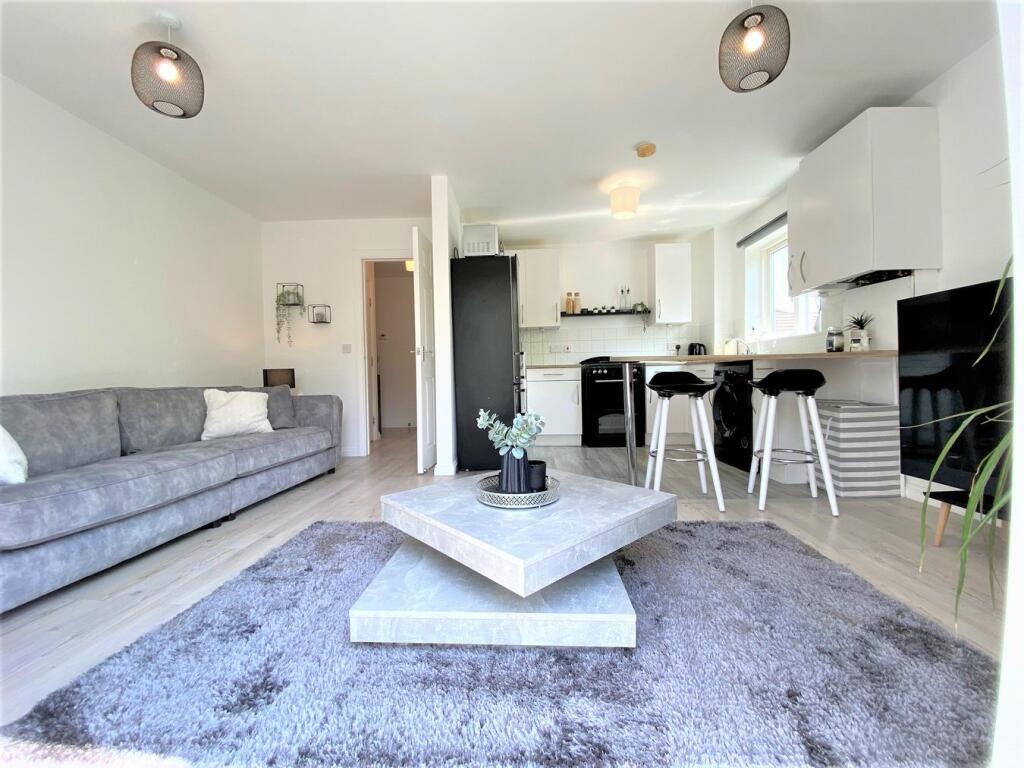 2 bedroom apartment for sale in Oldham Rise, Medbourne, Milton Keynes, MK5