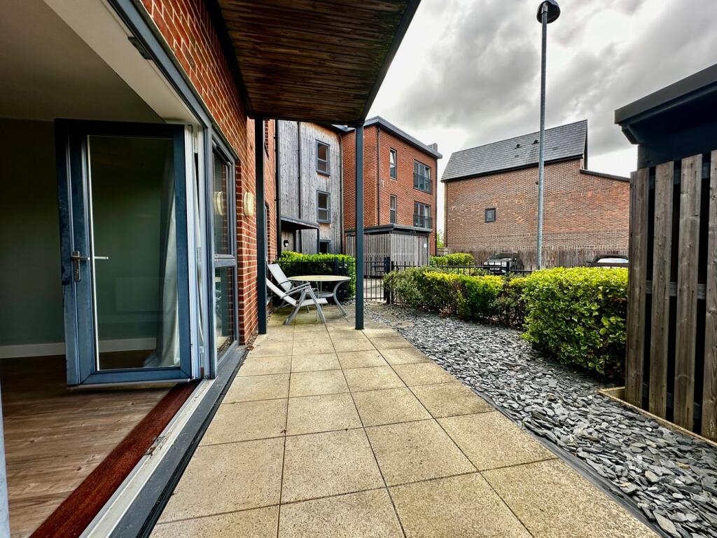 Main image of property: Atlas Way, Oakgrove, Milton Keynes, MK10