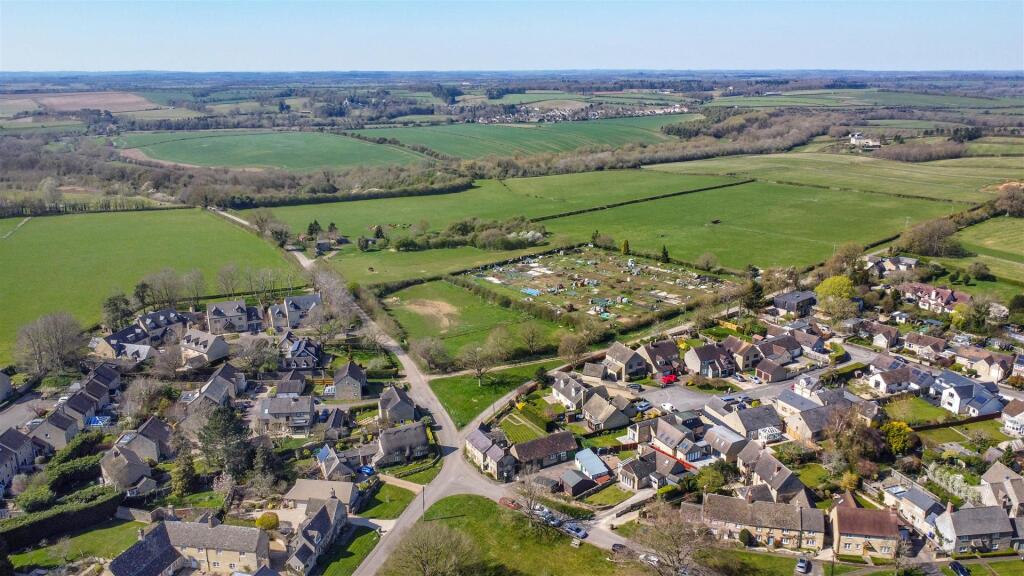 Main image of property: North Green, Kirtlington