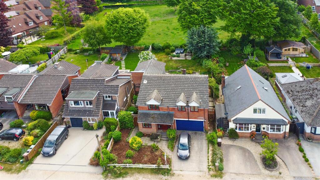 Main image of property: Trinder Road, Wantage
