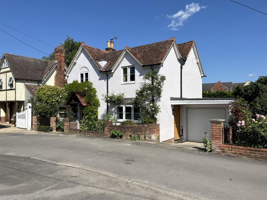 Main image of property: Belmont, Wantage, Oxfordshire, OX12