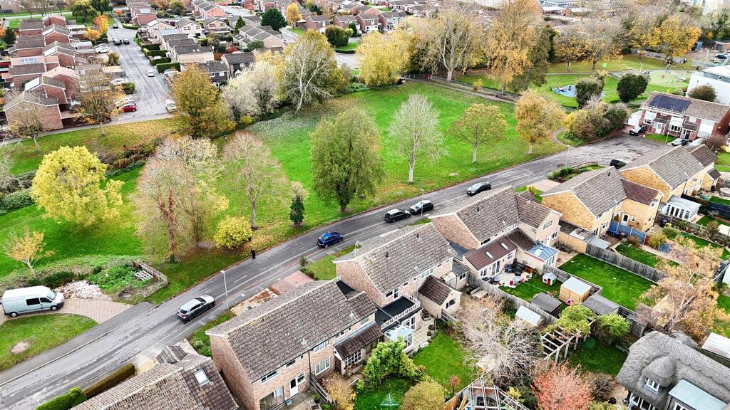 Main image of property: Bosleys Orchard, Grove, Wantage, Oxfordshire