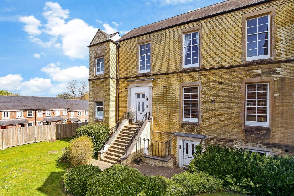 Main image of property: Royal Earlswood Park, Redhill, Surrey