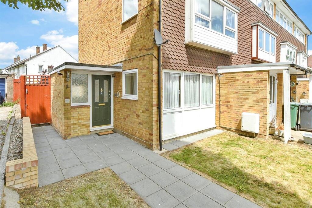 Main image of property: Wyecliffe Gardens, Merstham, Redhill, Surrey