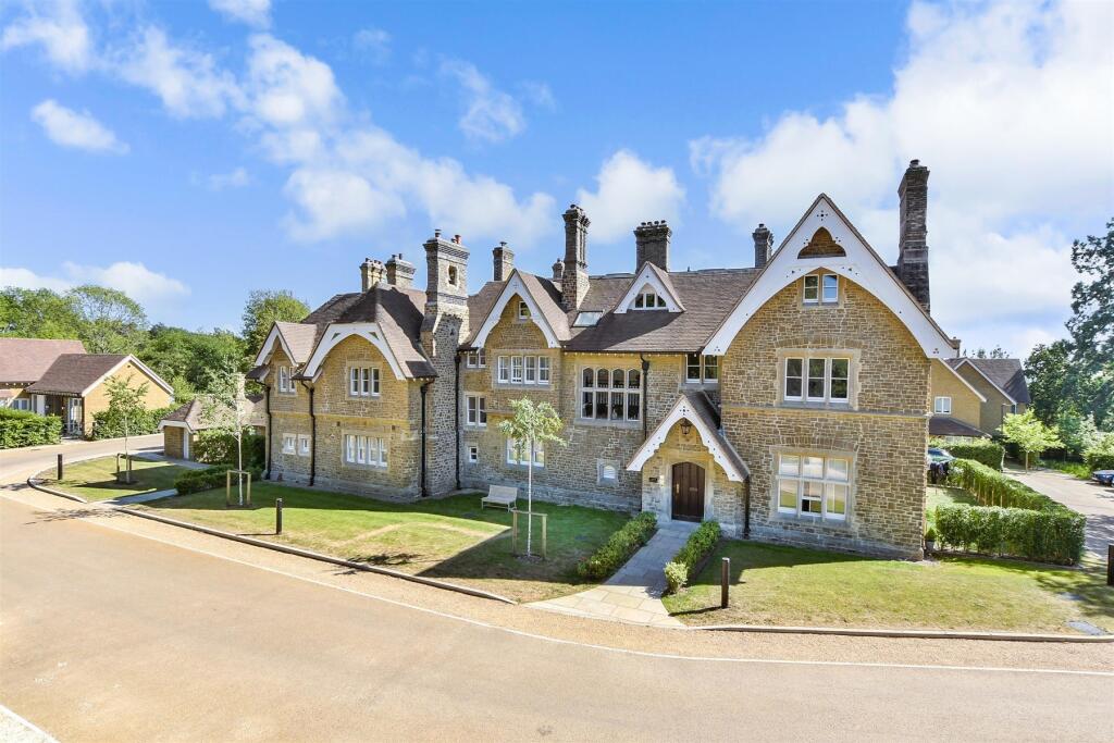 Main image of property: Oakley Gardens, Merstham, Ongar, Surrey