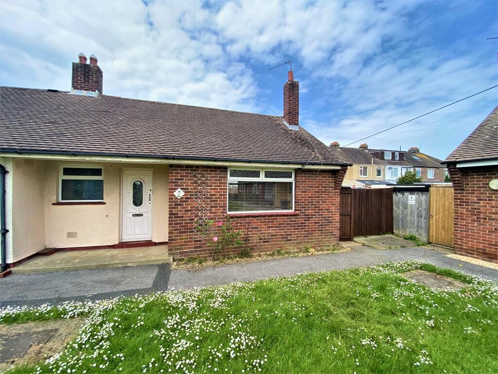 1 bedroom semidetached bungalow for sale in Doyle Close, Hilsea, PO2