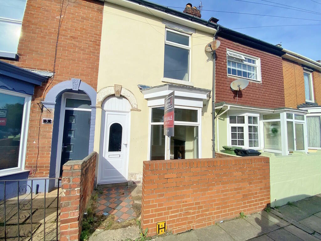 2 bedroom terraced house for sale in Drayton Road, North End, PO2