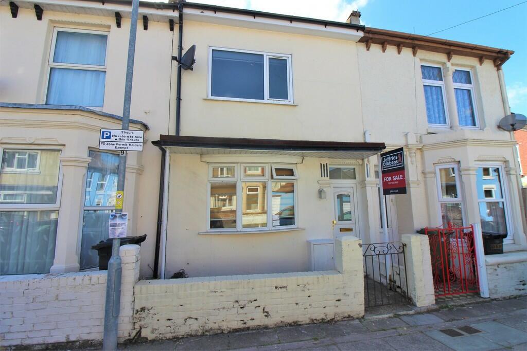 3 bedroom terraced house for sale in Cardiff Road, North End, PO2