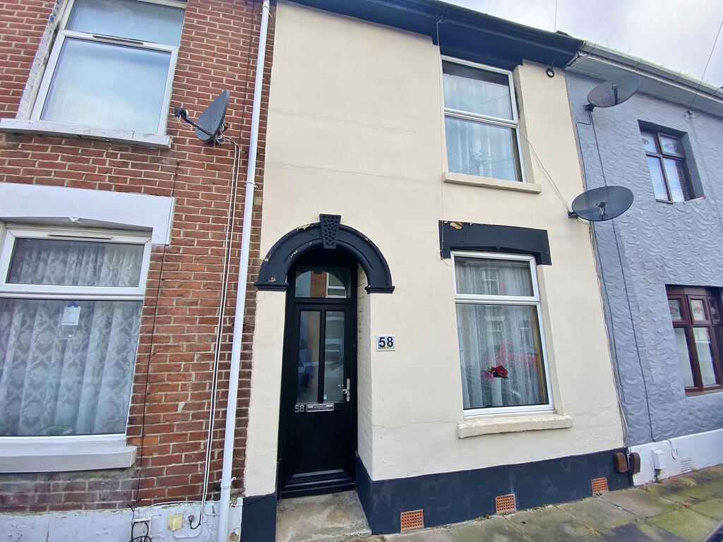 2 bedroom terraced house for sale in Adames Road, Fratton, PO1