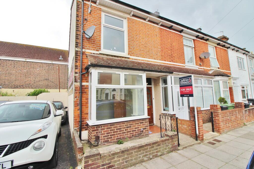 2 bedroom end of terrace house for sale in Lynn Road, Buckland, PO2
