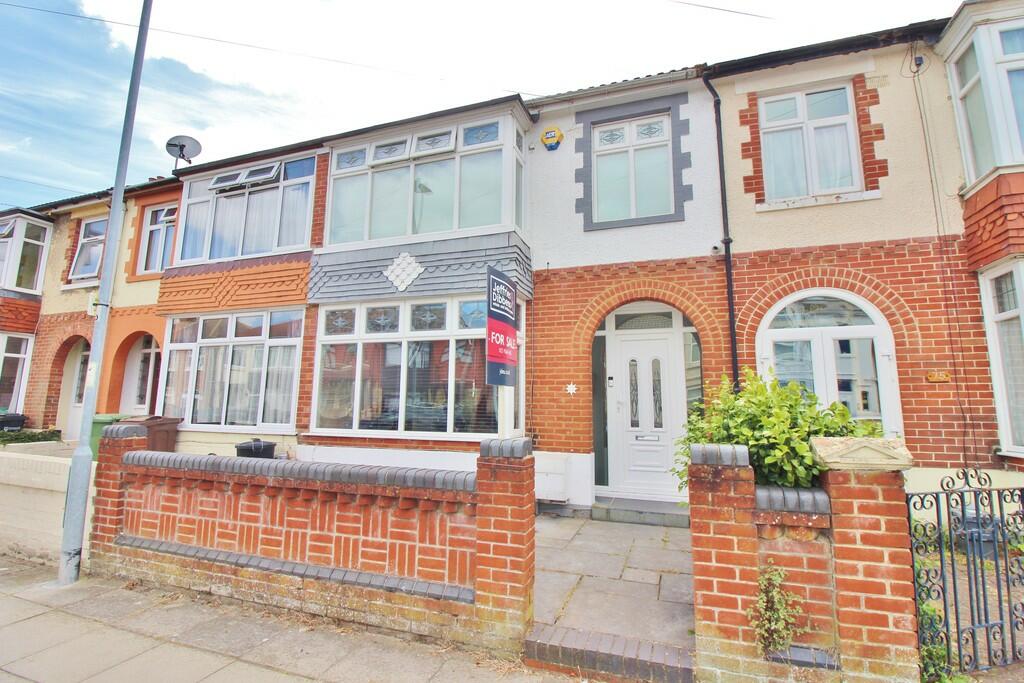 3 bedroom terraced house for sale in Magdalen Road, Hilsea, PO2