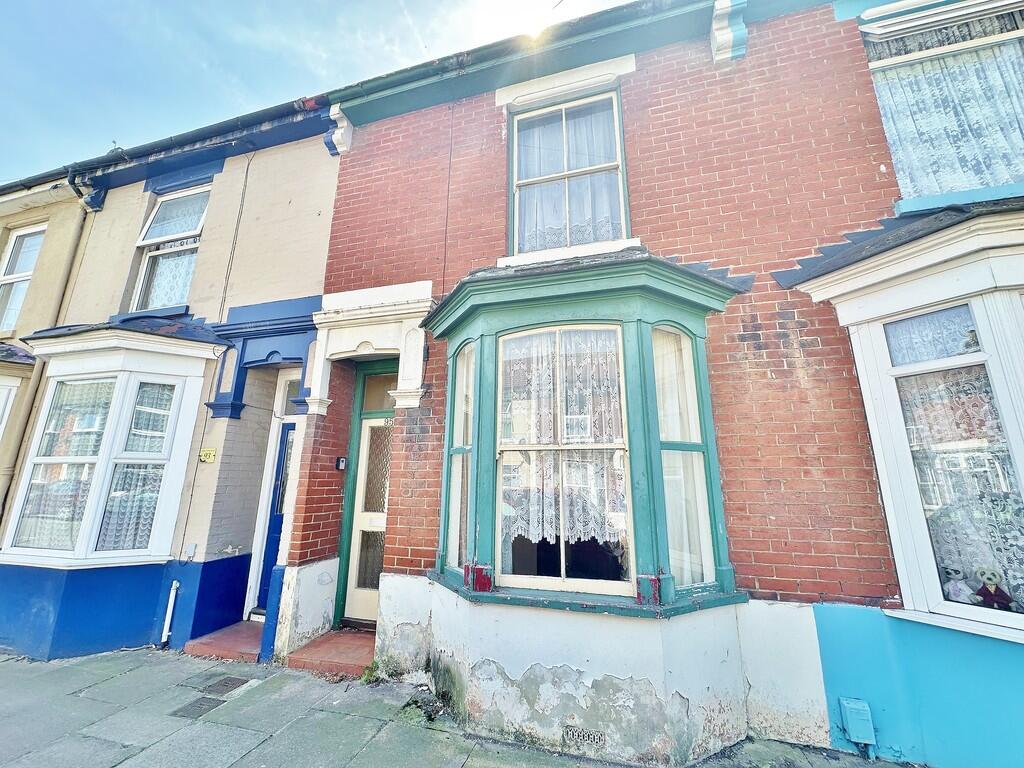 3 bedroom terraced house