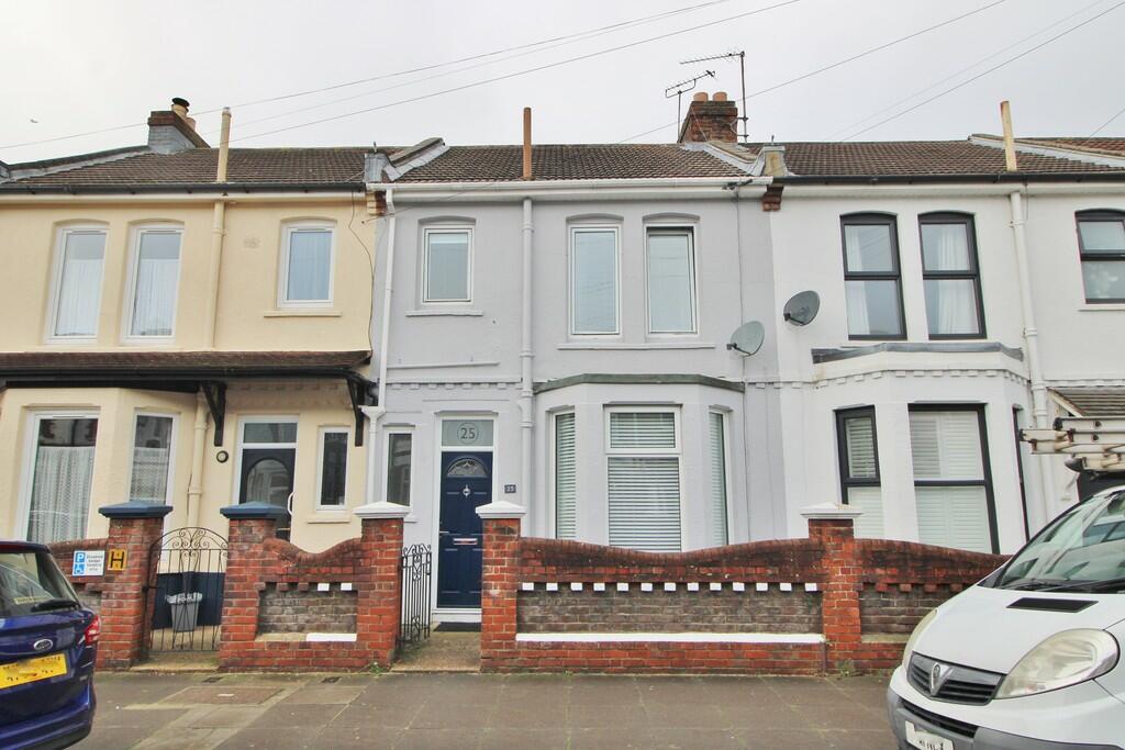 3 bedroom terraced house for sale in Shelford Road, Southsea, PO4