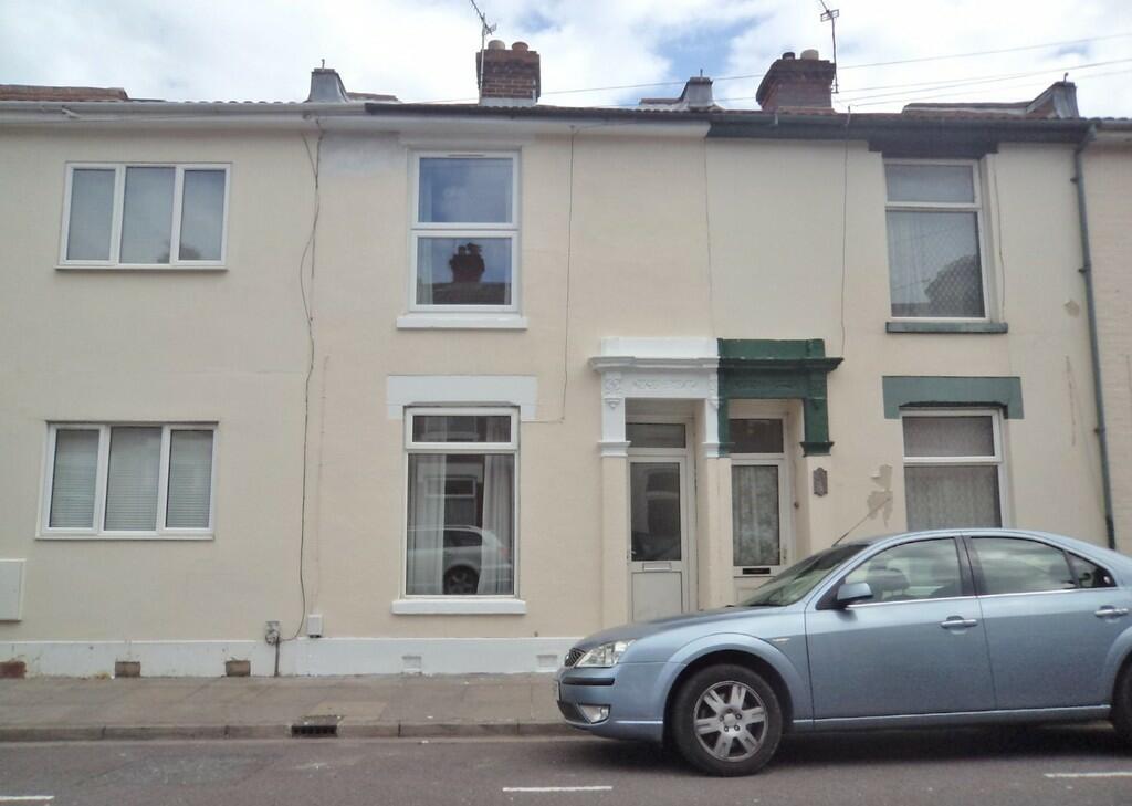 3 bedroom terraced house for sale in Telephone Road, Southsea, PO4