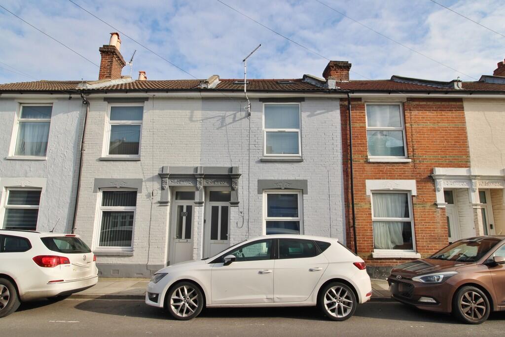 6 bedroom terraced house