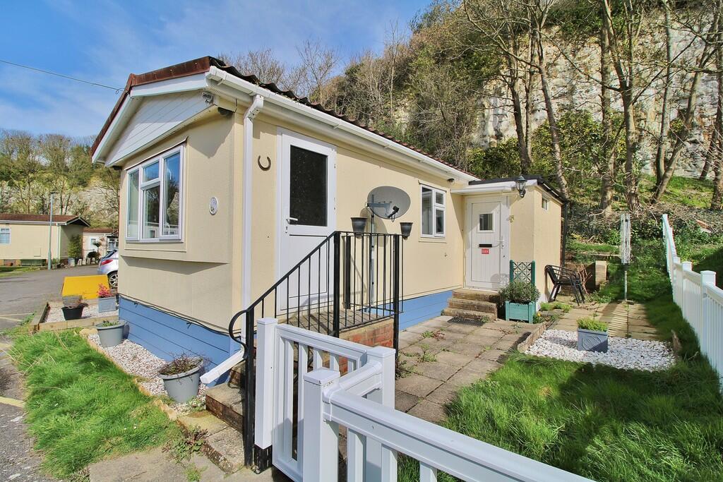 1 bedroom mobile home for sale in Cliffdale Gardens, Cosham, PO6