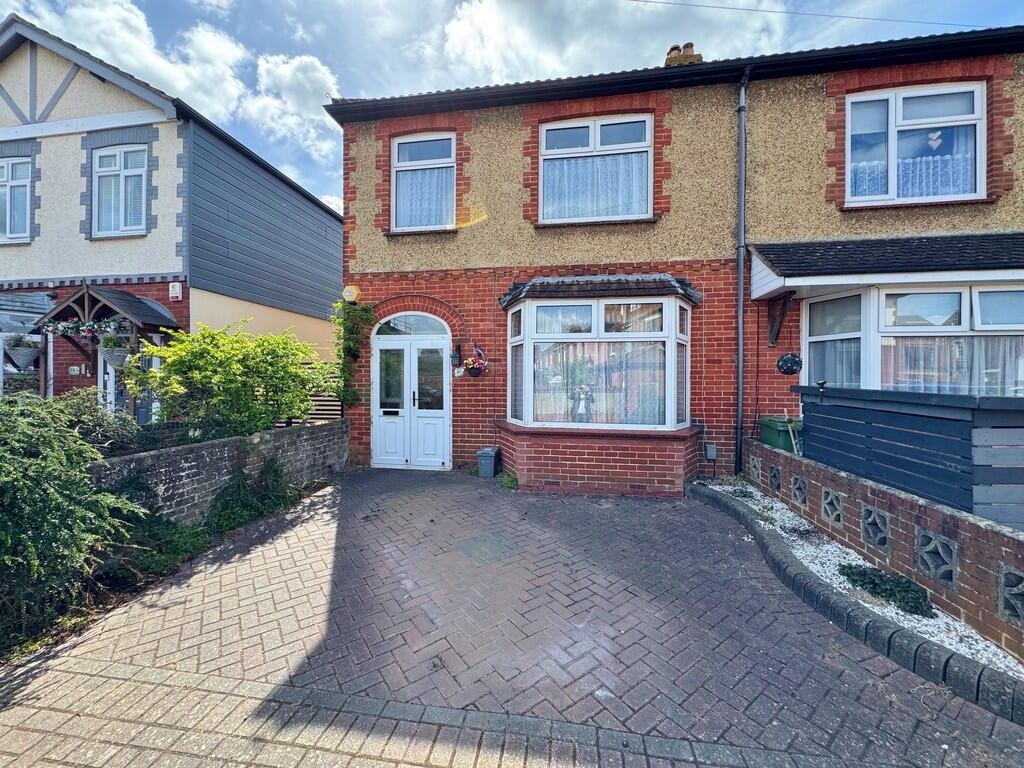Main image of property: Knowsley Crescent, Cosham