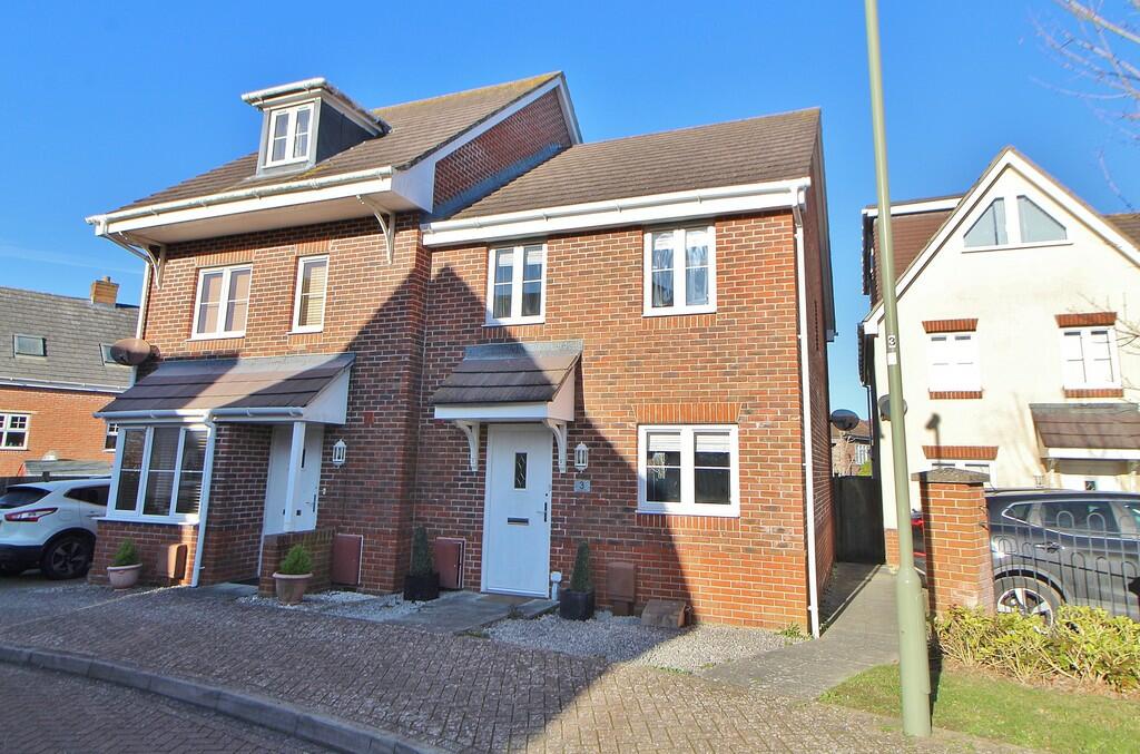 3 bedroom semidetached house for sale in Blossom Drive, Widley, PO7