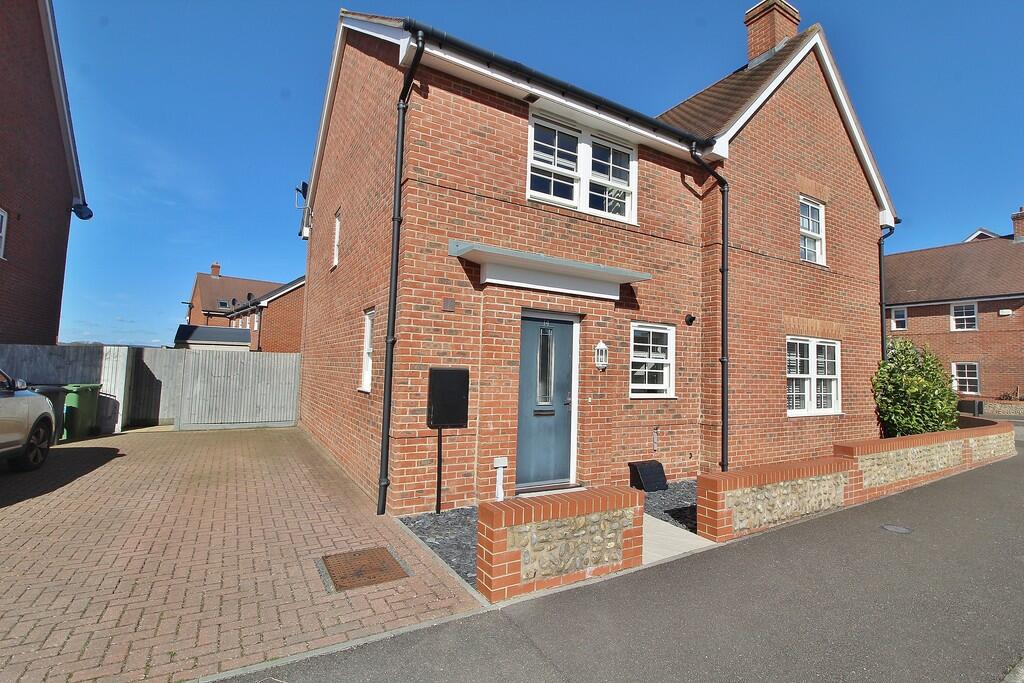 3 bedroom semidetached house for sale in Bailey Road, Berewood, PO7
