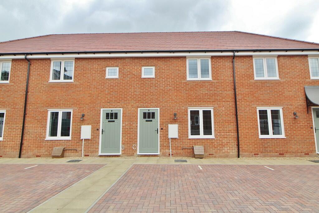 2 bedroom house share for sale in Mullinger Close, Berewood, PO7