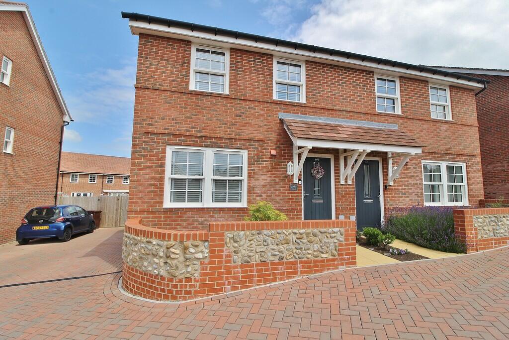 3 bedroom semidetached house for sale in Plant Farm Crescent, Berewood