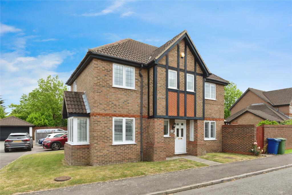 Main image of property: Brandon Close, Chafford Hundred, Grays, Essex, RM16