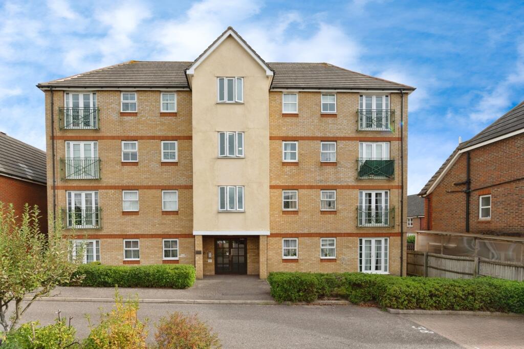 Main image of property: Rawlyn Close, Chafford Hundred, Grays, Essex, RM16