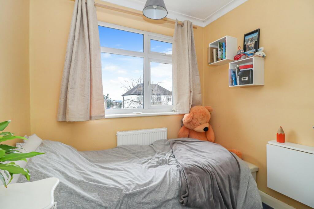 4 bedroom semidetached house for sale in Coniston Road, Kings Langley