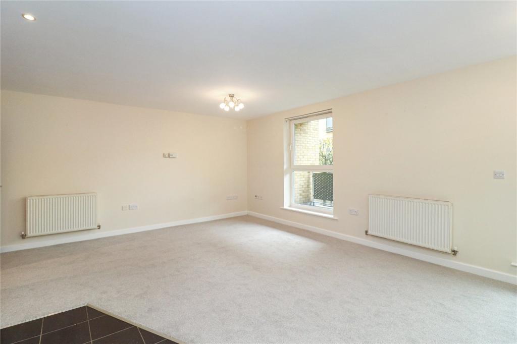 2 bedroom flat for sale in Catalonia Apartments, Metropolitan Station