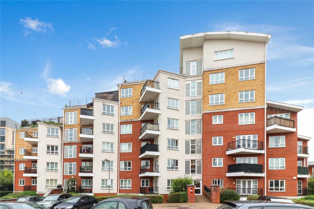 2 bedroom flat for sale in Omega Court The Gateway Watford