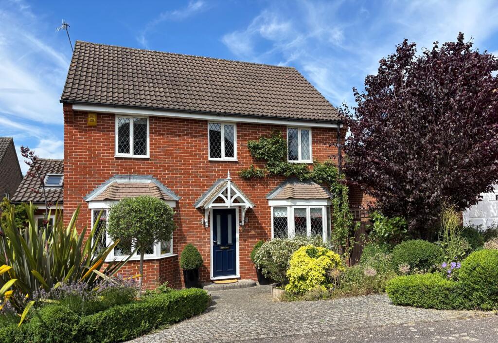 Main image of property: Nightingale Close, Abbots Langley, WD5