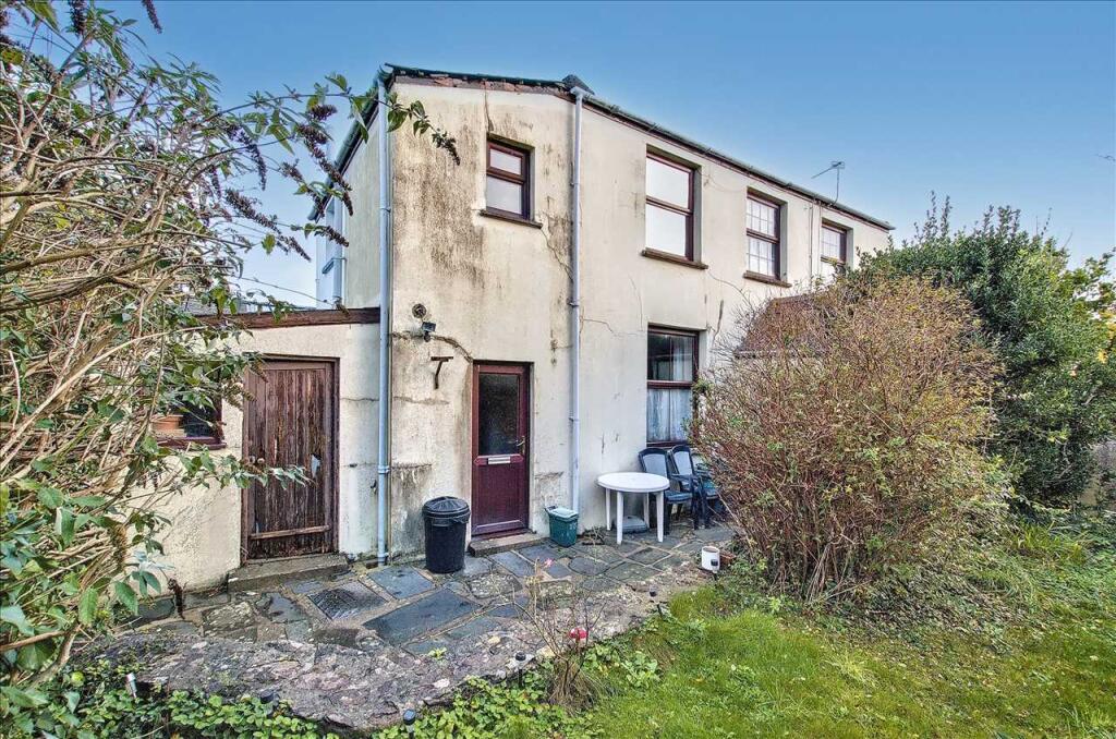 Main image of property: 8 South Road