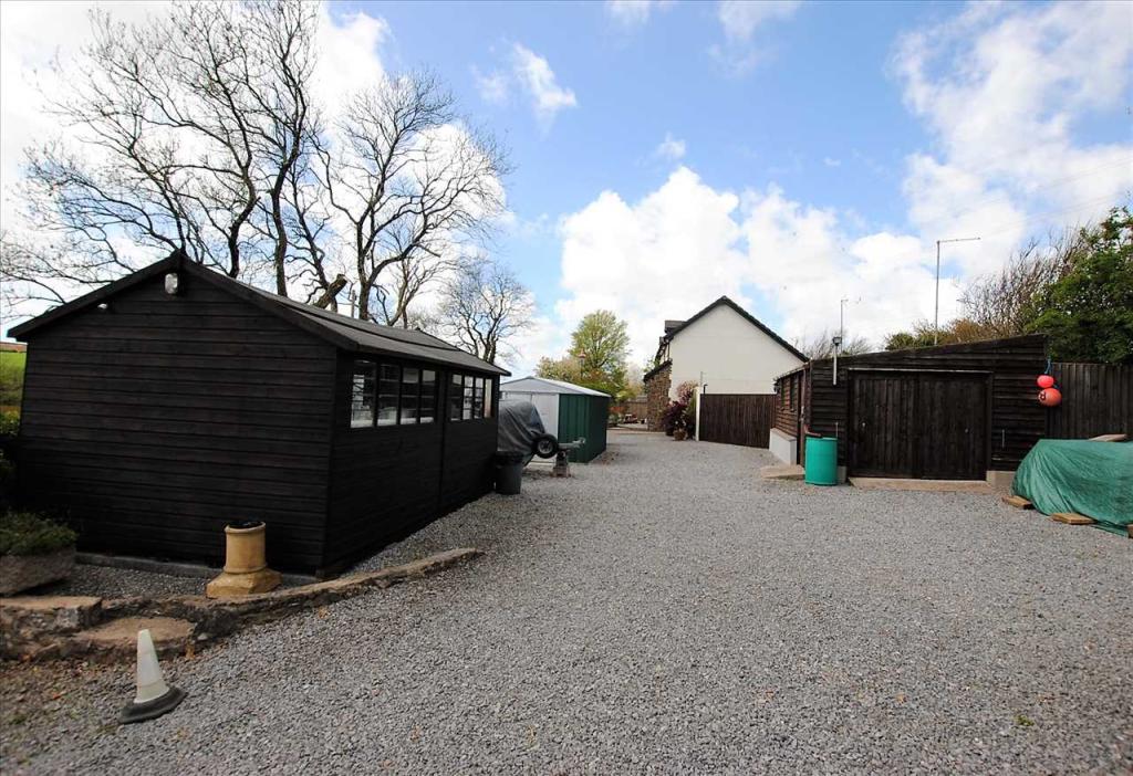 5 bedroom detached house for sale in Touchwood, Lower Lamphey Road