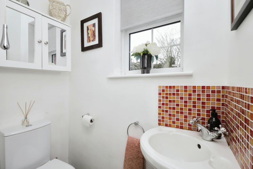 Additional property image - Grantham Bank, LEWES, East Sussex, BN8