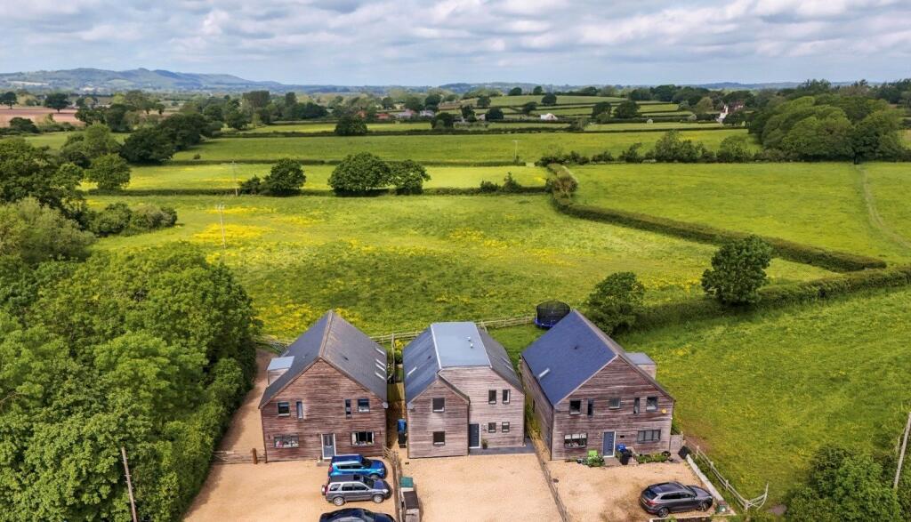 4 bedroom detached house for sale in Broyle Lane, Ringmer, Lewes, BN8