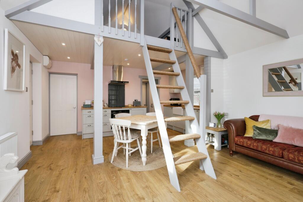 Additional property image - Gladstone Buildings, Barcombe, Lewes, East Sussex, BN8