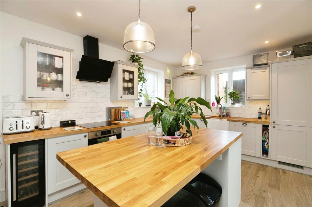 Additional property image - Under Road, Magham Down, Hailsham, East Sussex, BN27