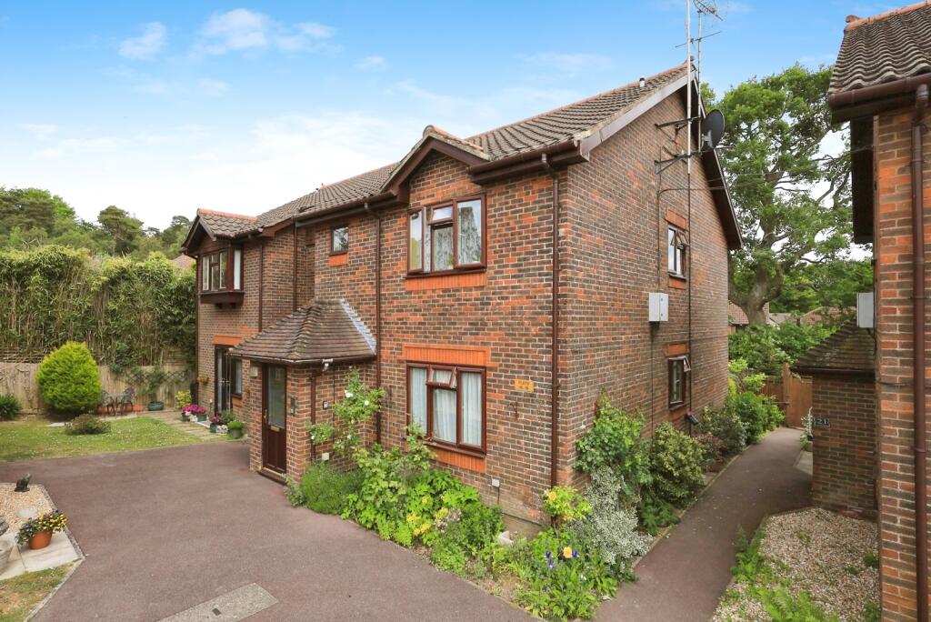 Main image of property: Parkside, Alexandra Road, Heathfield, East Sussex, TN21