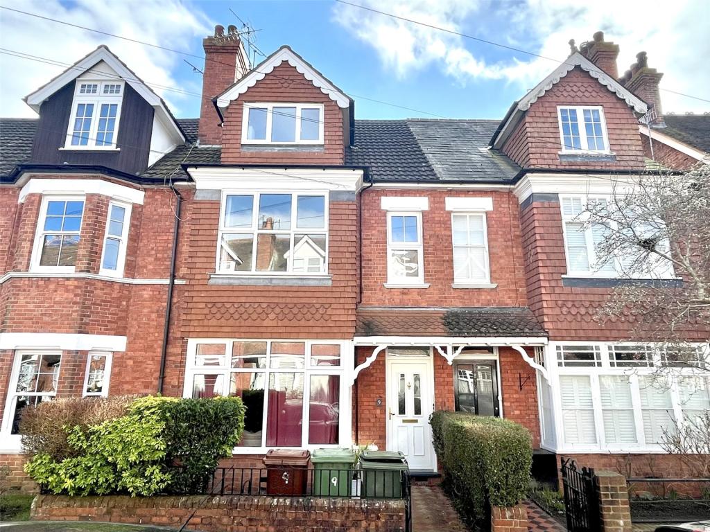 2 bedroom flat for sale in Southfield Road, Tunbridge Wells, Kent, TN4