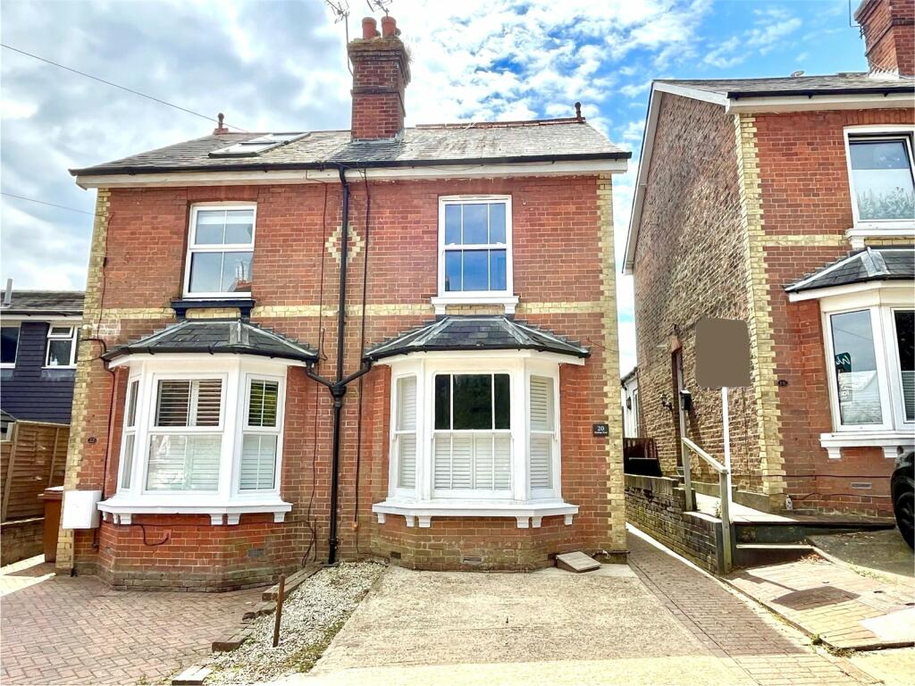 3 bedroom semidetached house for sale in Hastings Road, Pembury