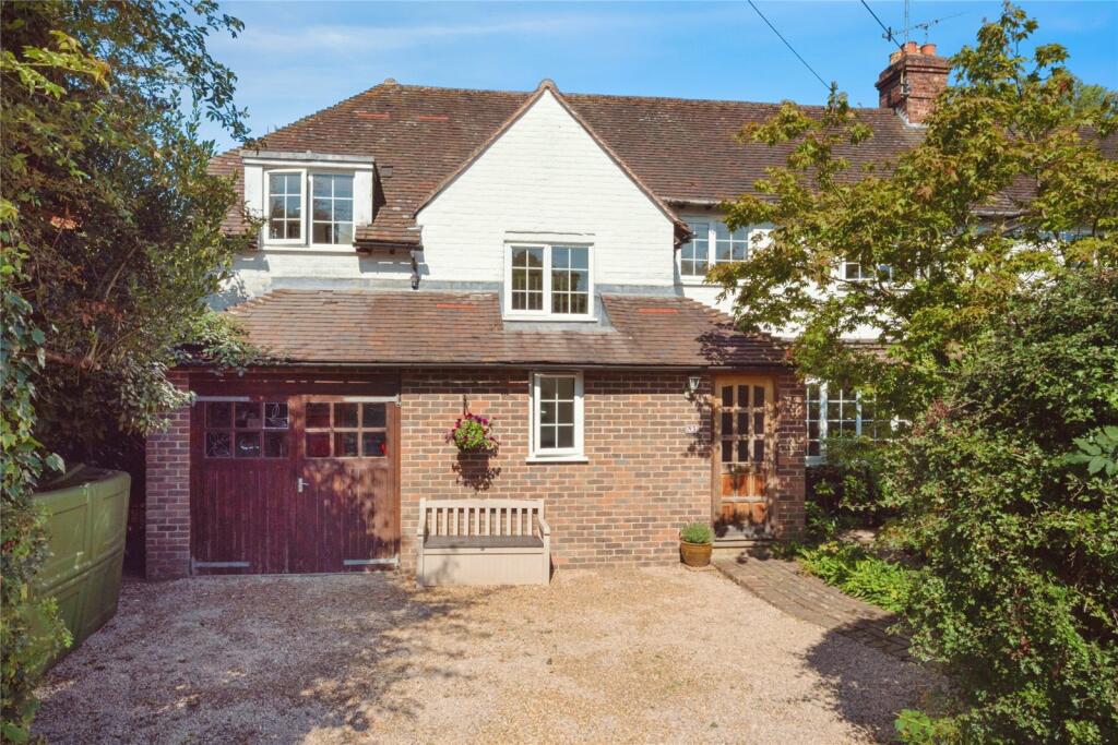 4 bedroom semidetached house for sale in Southfields, Speldhurst