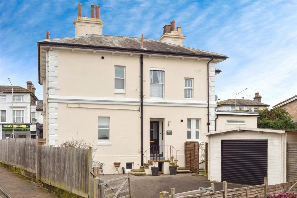 Main image of property: London Road, Southborough, Tunbridge Wells, Kent, TN4