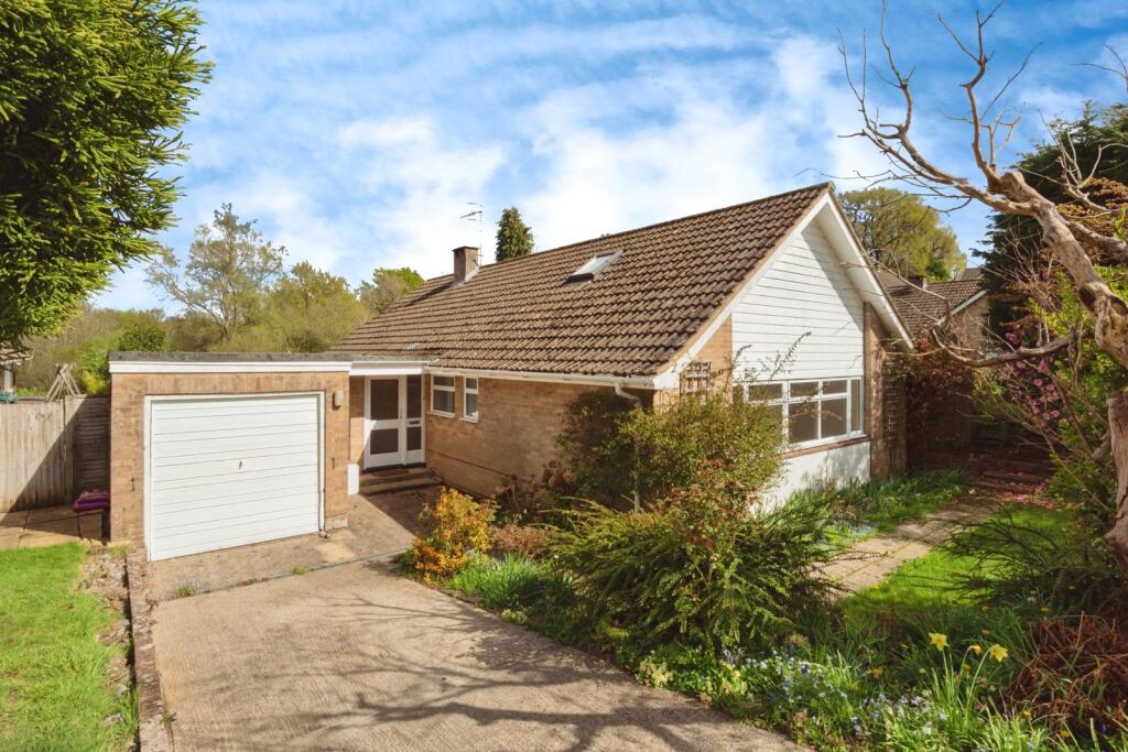 Main image of property: Rushetts, Langton Green, Tunbridge Wells, Kent, TN3