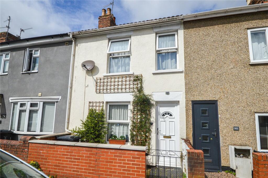 3 bedroom terraced house for sale in William Street, Town Centre, Swindon, SN1