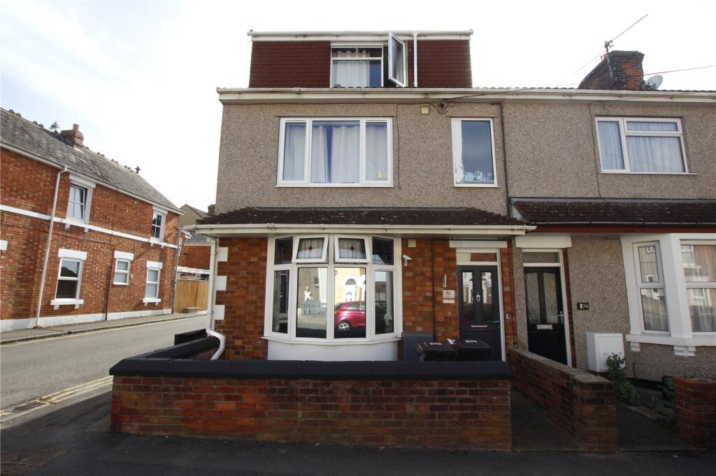 Main image of property: Hythe Road, Old Town, Swindon, SN1