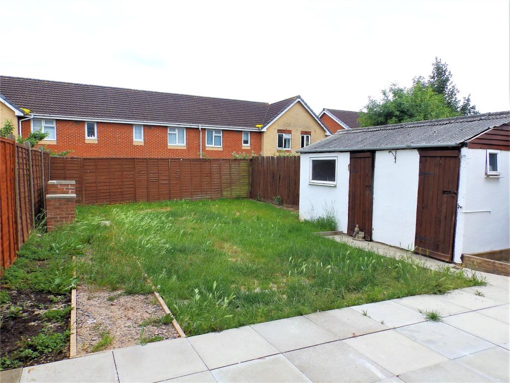 3 bedroom semidetached house for sale in Beech Avenue, Pinehurst