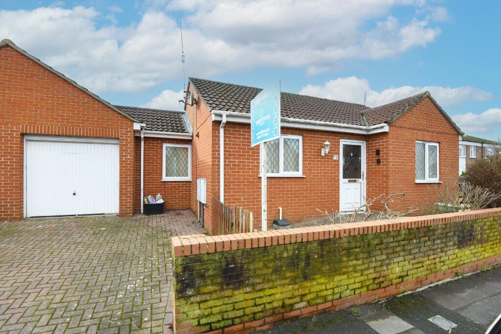 2 bedroom detached bungalow for sale in Jenkins Street, Trowbridge