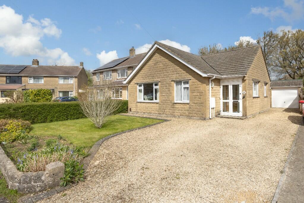 2 bedroom detached bungalow for sale in Springfield Close, Trowbridge, BA14